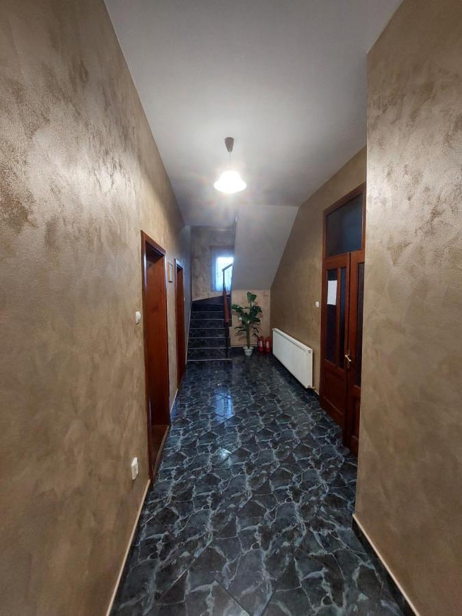 Pensiunea Mariana Bran  Bagian luar foto