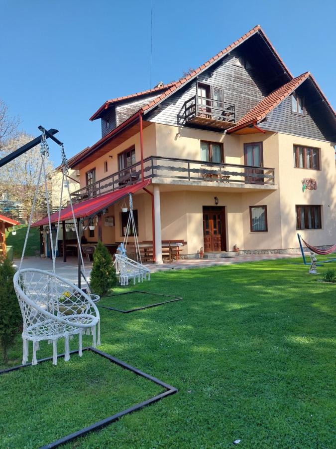 Pensiunea Mariana Bran  Bagian luar foto